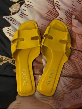 Rodo Bright Yellow Double-Strap Slide Mules